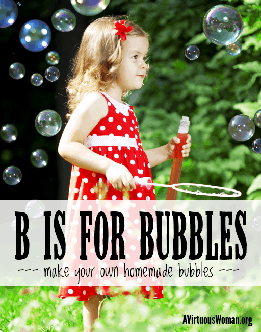 Have fun this #summer with this easy homemade bubbles recipe! @ AVirtuousWoman.org