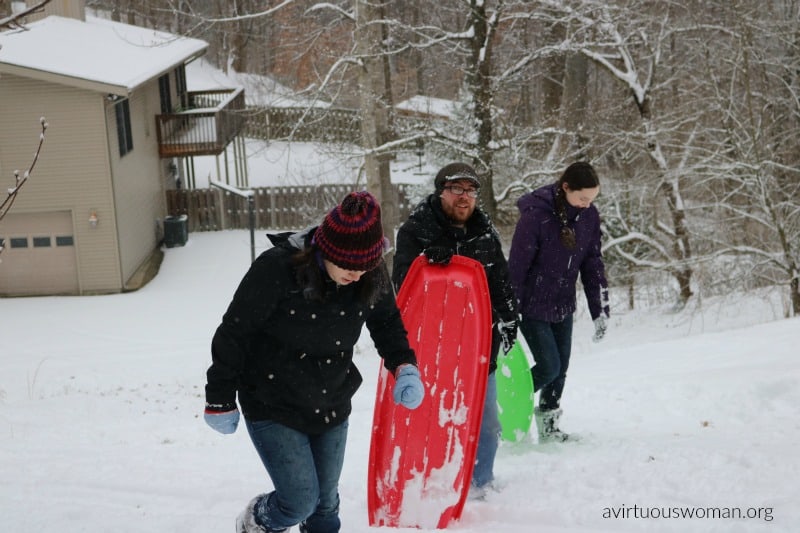 Inexpensive Ideas for Winter Fun @ AVirtuousWoman.org