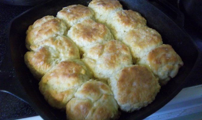 7 Up Biscuits in a Cast Iron Pan @ AVirtuousWoman.org