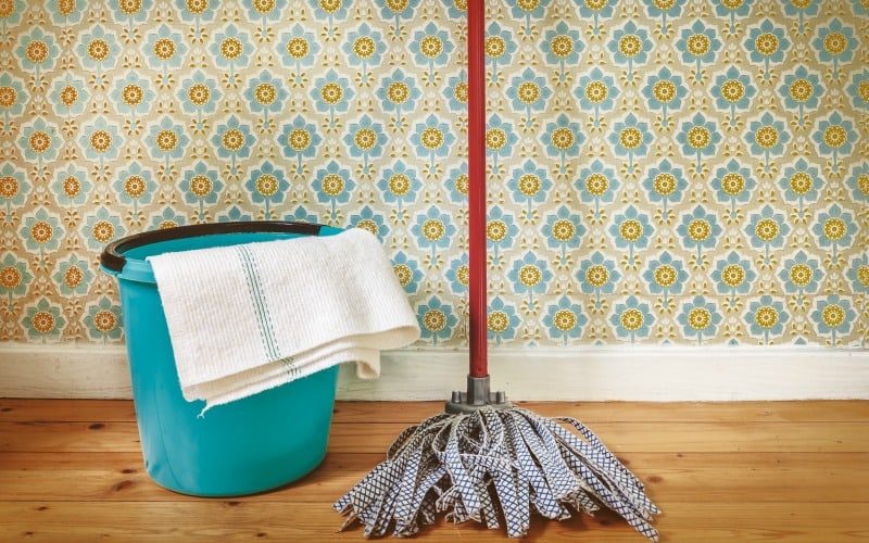 How to Create a House Cleaning Routine @ AVirtuousWoman.org